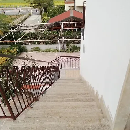 Casa Primo Piano A Due Passi Dal Mare San Sostene Marina